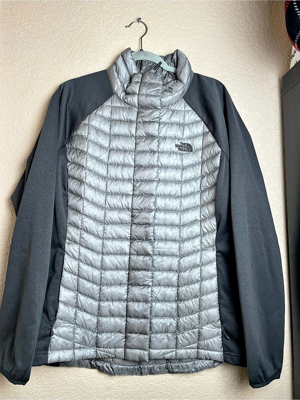 The North Face ThermoBall Hybrid Jacket Gray Puffer XXL